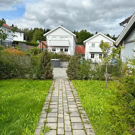 Peaceful - Close To Lillestrom, Ahus, Oslo Met, Kjeller, Lorenskog, Strommen, Gardermoen Osl Airport And Nature Lillestrøm