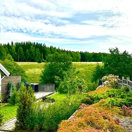 Peaceful - Close To Lillestrom, Ahus, Oslo Met, Kjeller, Lorenskog, Strommen, Gardermoen Osl Airport And Nature Privat bolig *